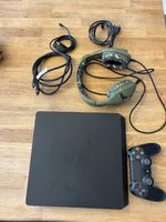Playstation 4 Slim mit Zubehör und Headset
