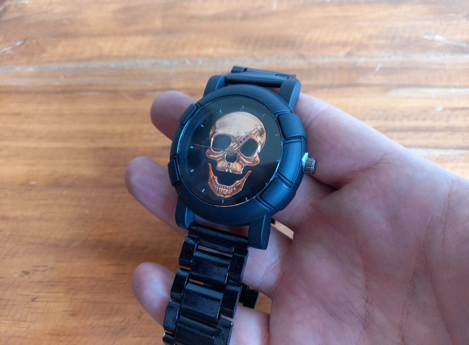Orologi: Quarzuhr aus Edelstahl Totenkopf 3D Steampunk – Nuovo e nell'imballaggio originale da Lausanne venduto da WATCH-WORLD 3