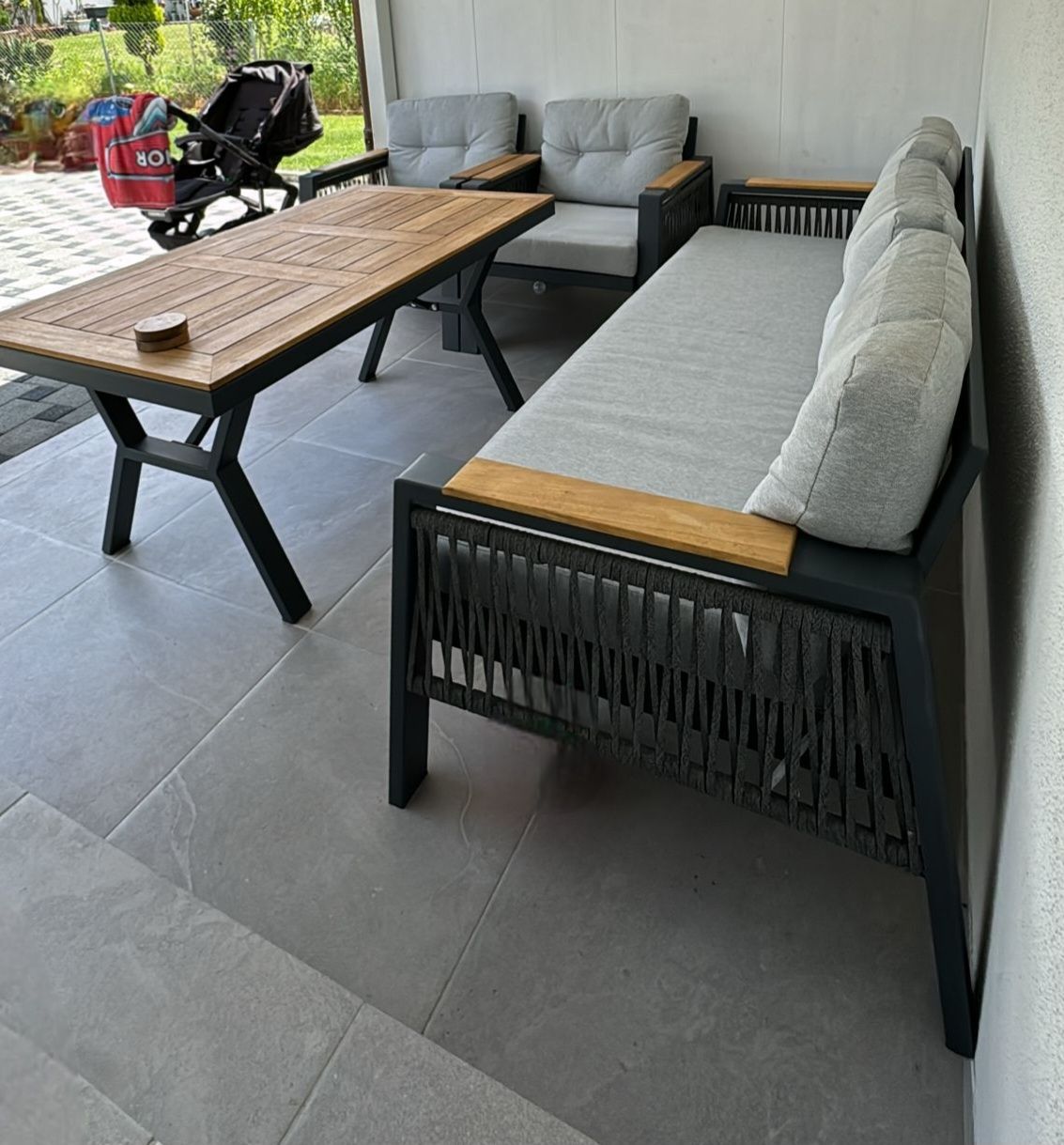 Divani: Gartenlounge Set mit Beistelltisch – Usato da Etzgen venduto da juj_b678 1