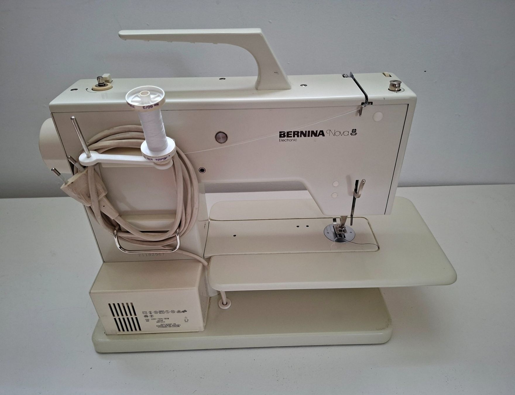 Bernina Macchine da cucire: Nähmaschine Bernina Nova 900 – Usato da Merenschwand venduto da lea61 1