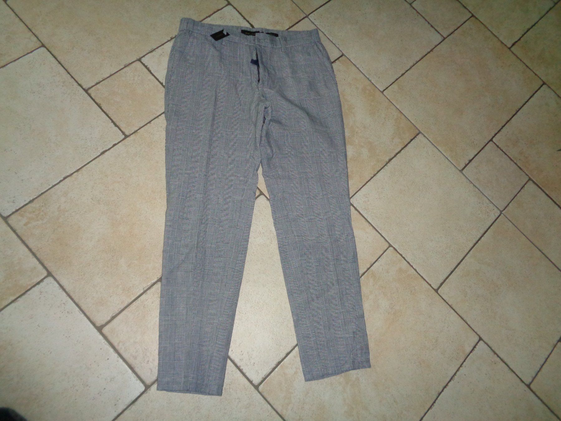 Massimo Dutti Hosen: Hose  Massimo Dutti  Grösse  40 – Neu (gemäss Beschreibung) aus Kreuzlingen von Robi-2003