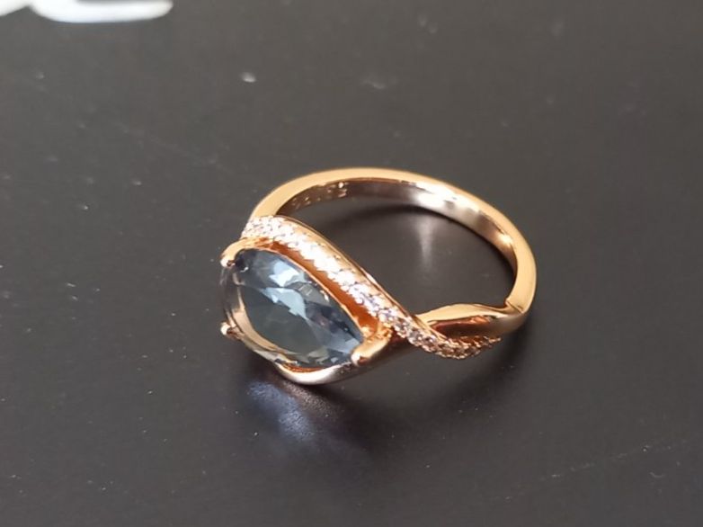 Ringe: Vergoldet Ring, Grosse 8 (57) – Gebraucht aus St-Prex von big_c6bb 1
