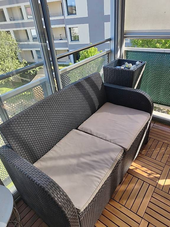 Vasi per fiori: Coffe Sofa und Pflanzengefäss Topf  – Usato da Hunzenschwil venduto da dpavespa 1
