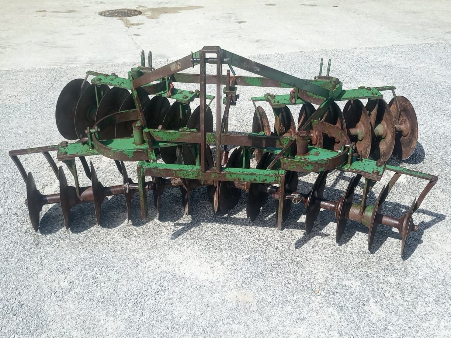 Toutes les machines: Scheibenegge 3-Punkt, 230 cm, zu Traktor. – D'occasion à Busswil b.Melchnau par Morgen77 1