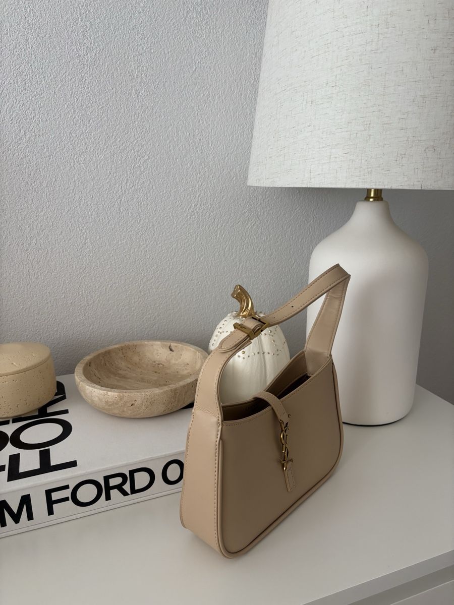 Borse da donna: Shoulder Bag in Beige  – Usato da Horgen venduto da len_qjz9