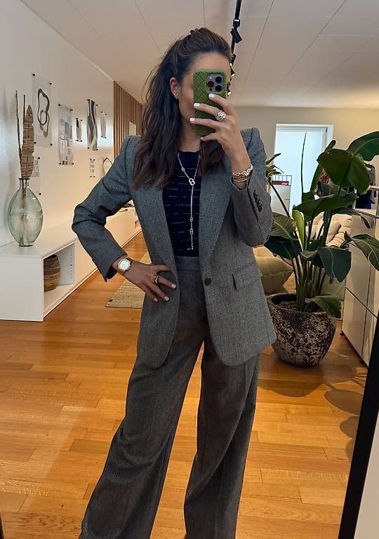Saint Laurent Completi & Tailleur: SAINT LAURENT ANZUG, BLAZER & HOSE – Nuovo (secondo la descrizione) da Schwyz venduto da bofb 1