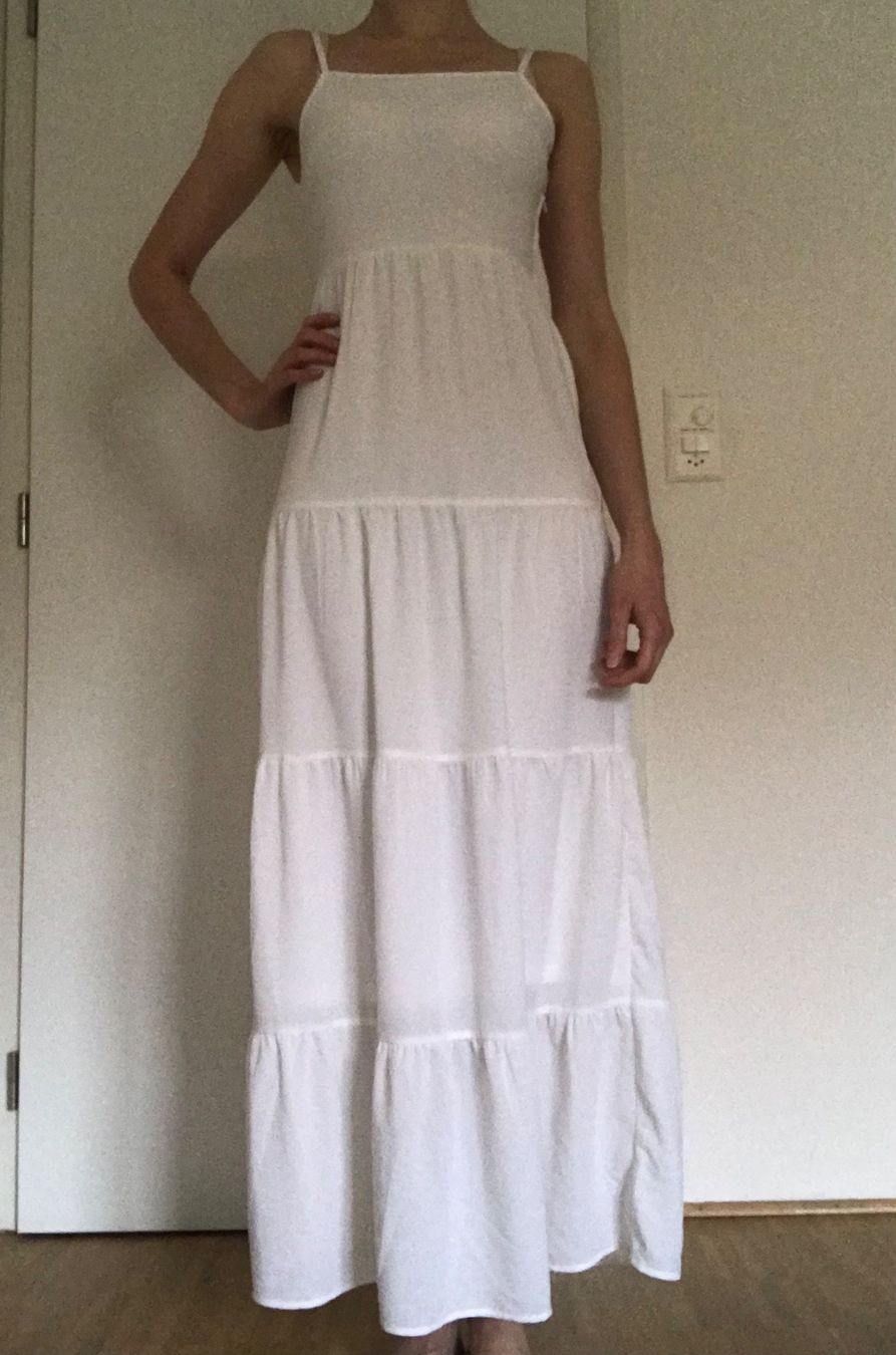 Vestiti: Robe blanche – Usato da Fribourg venduto da mag_z6z6