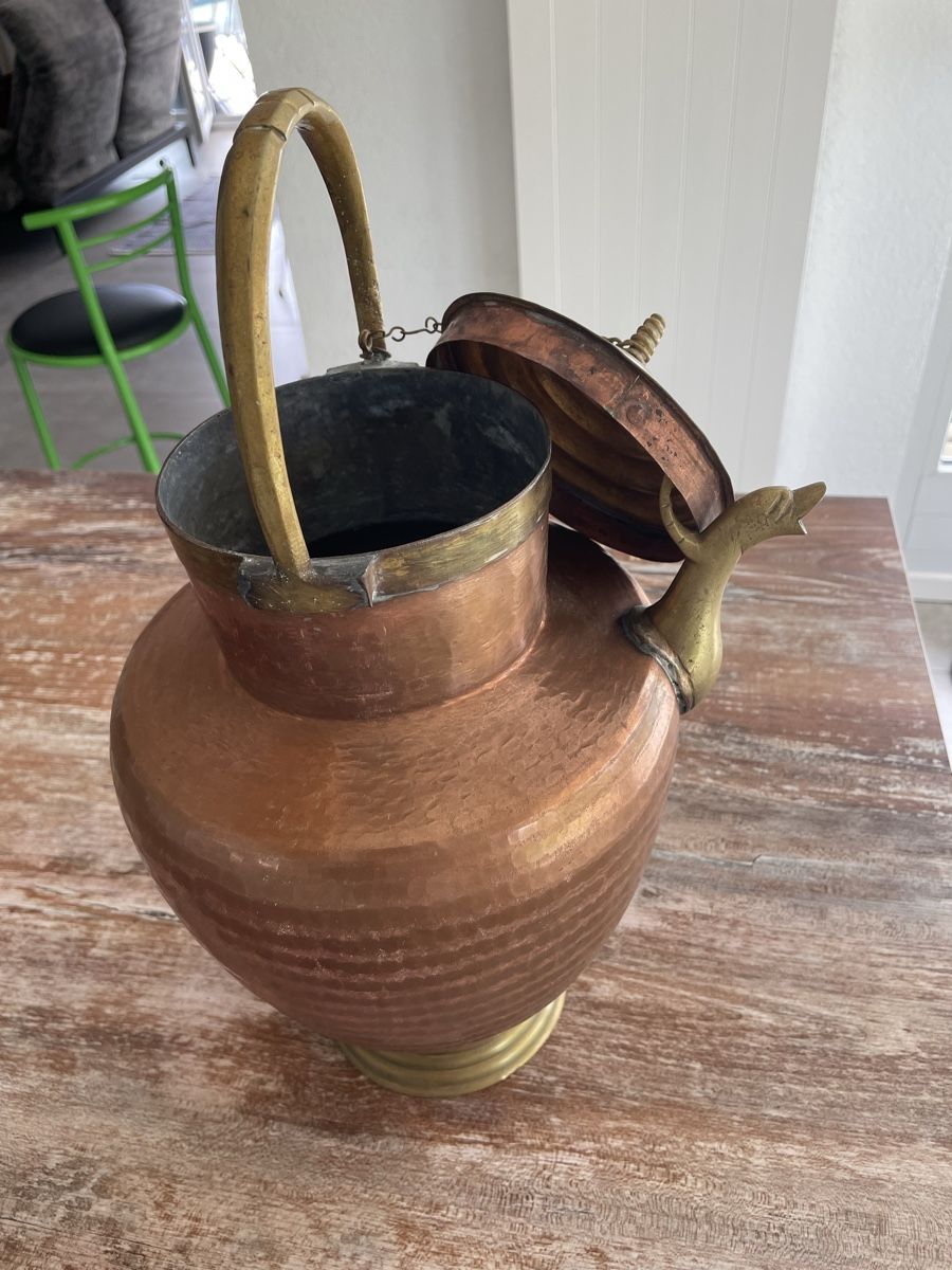 Vase & Récipients: Amphore en cuivre – D'occasion à Colombier NE par mistigris007 2