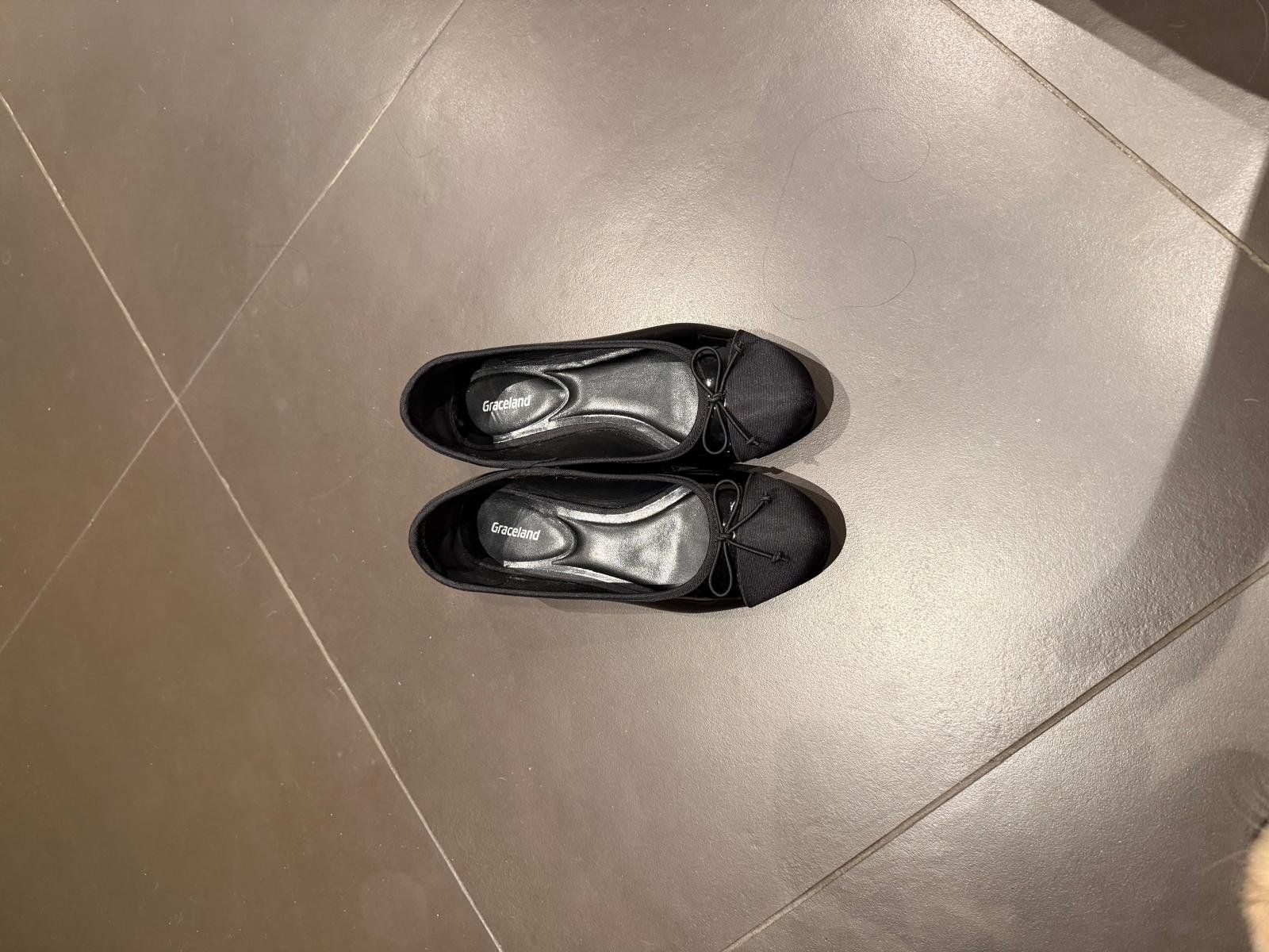 Graceland Scarpe da donna: Ballerinas – Usato da Bäch SZ venduto da nonobscura