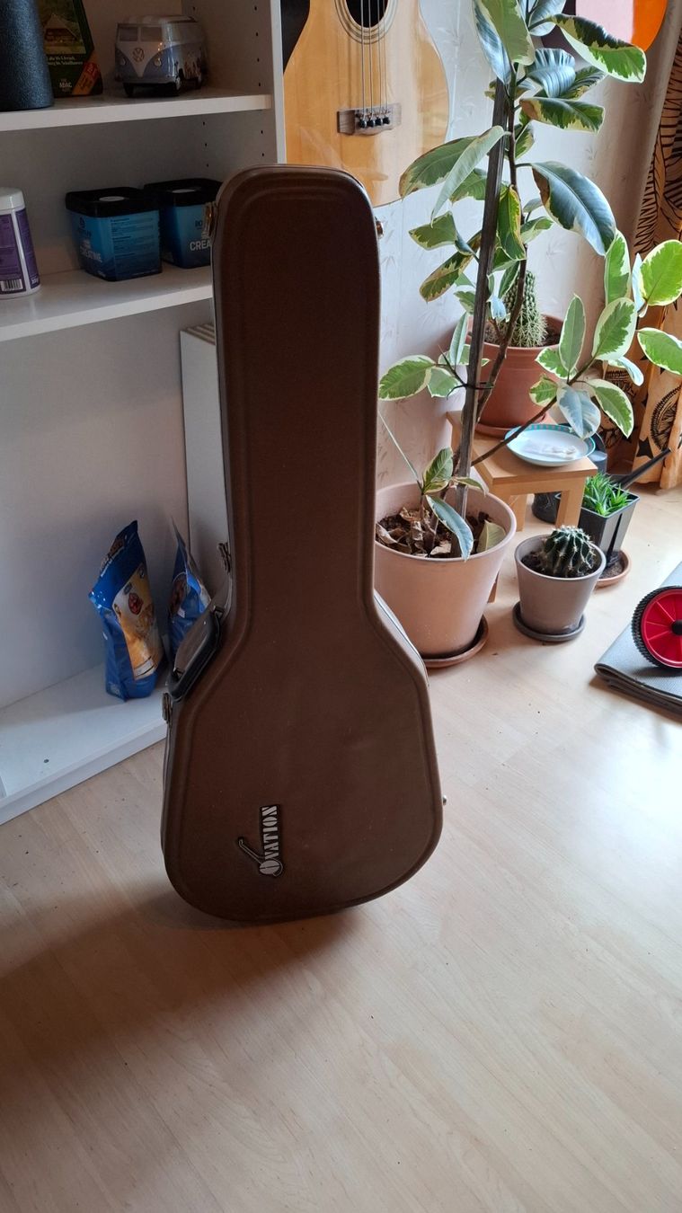 Ovation Strumenti musicali: Ovation Gitarre – Usato da Bottmingen venduto da Schreinerei_Nix_GmbH 8