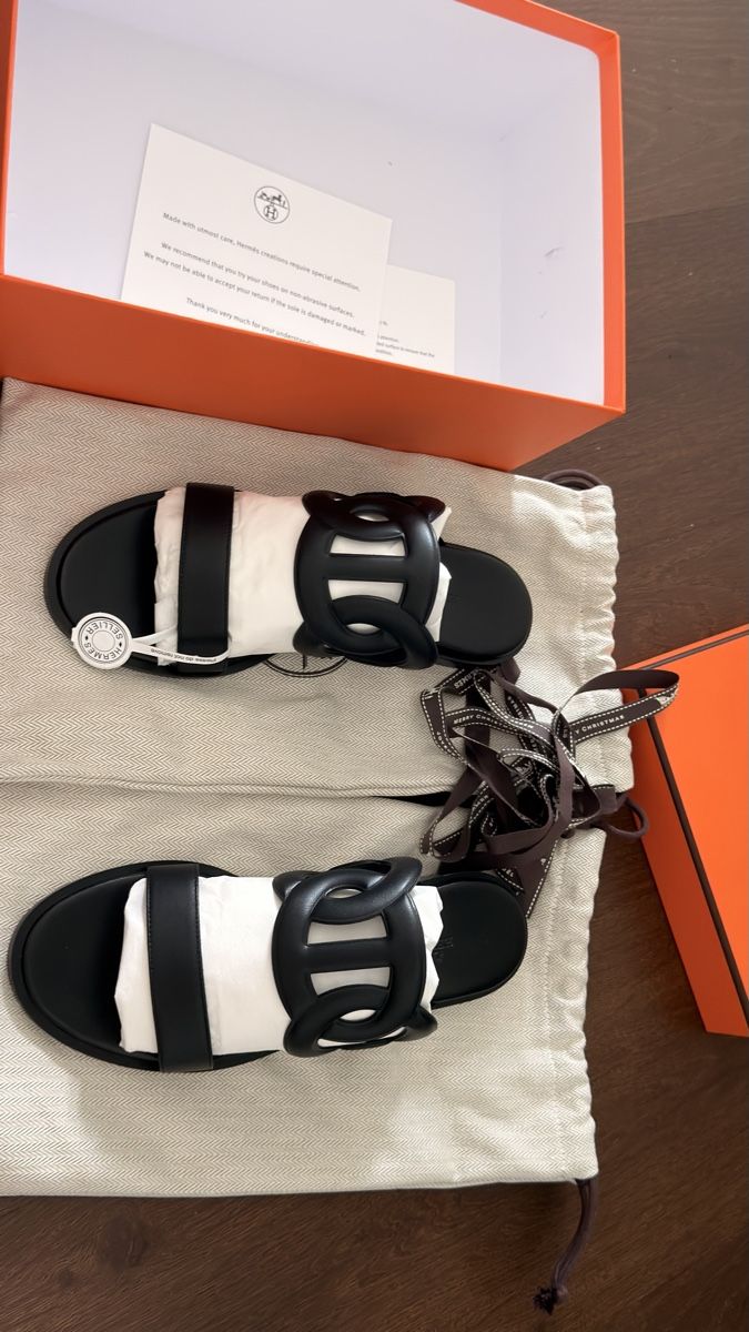 Scarpe da donna: Hermès sandals Lagune black NEW size 39 – Nuovo e nell'imballaggio originale da Zürich venduto da ilo_ckh7