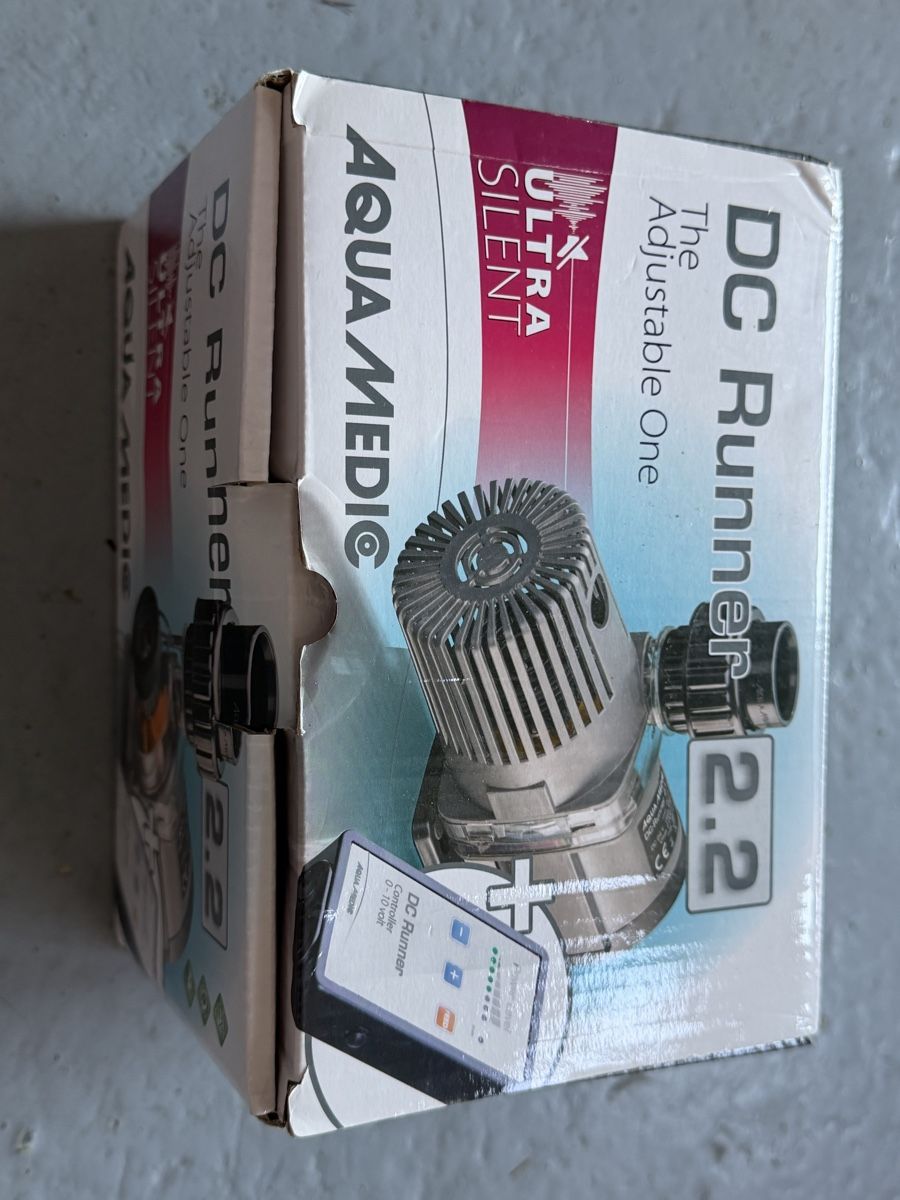 Pompes et pièces: Aqua Medic DC Runner 2.2  kaum genutzt Controller – D'occasion à Etzgen par Ramcharger