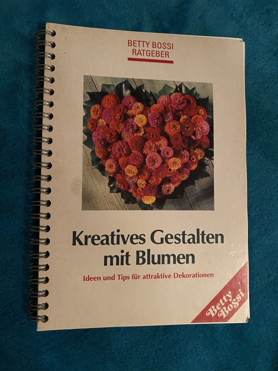Libri: Kreatives Gestalten mit Blumen – Nuovo (secondo la descrizione) da Gretzenbach venduto da Cantate