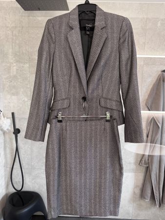 Frauenanzug, Grau/Schwarz, Grösse 36