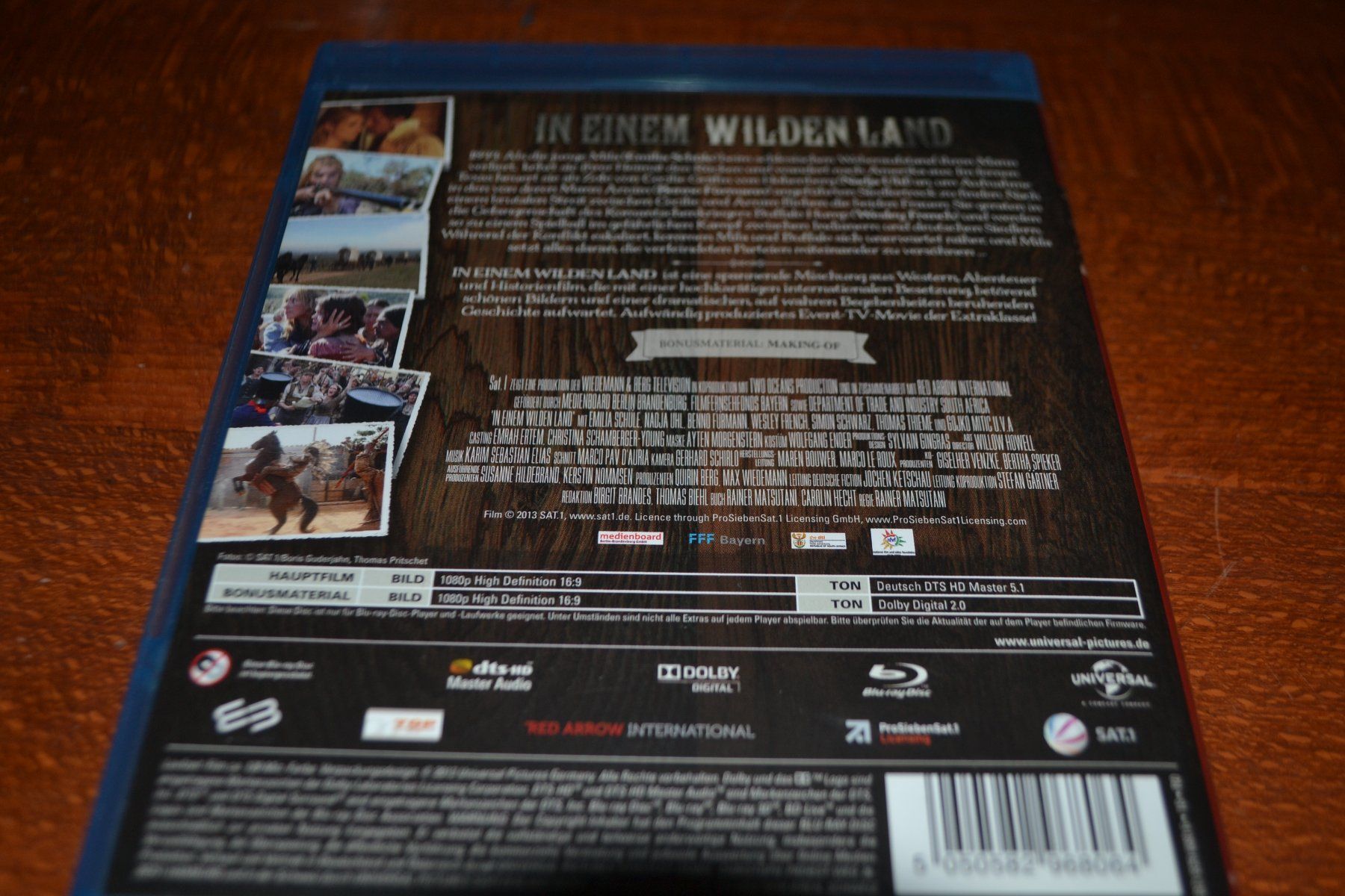 Alle DVDs: in einem wilden Land – Gebraucht aus Laupen ZH von chefdom 1
