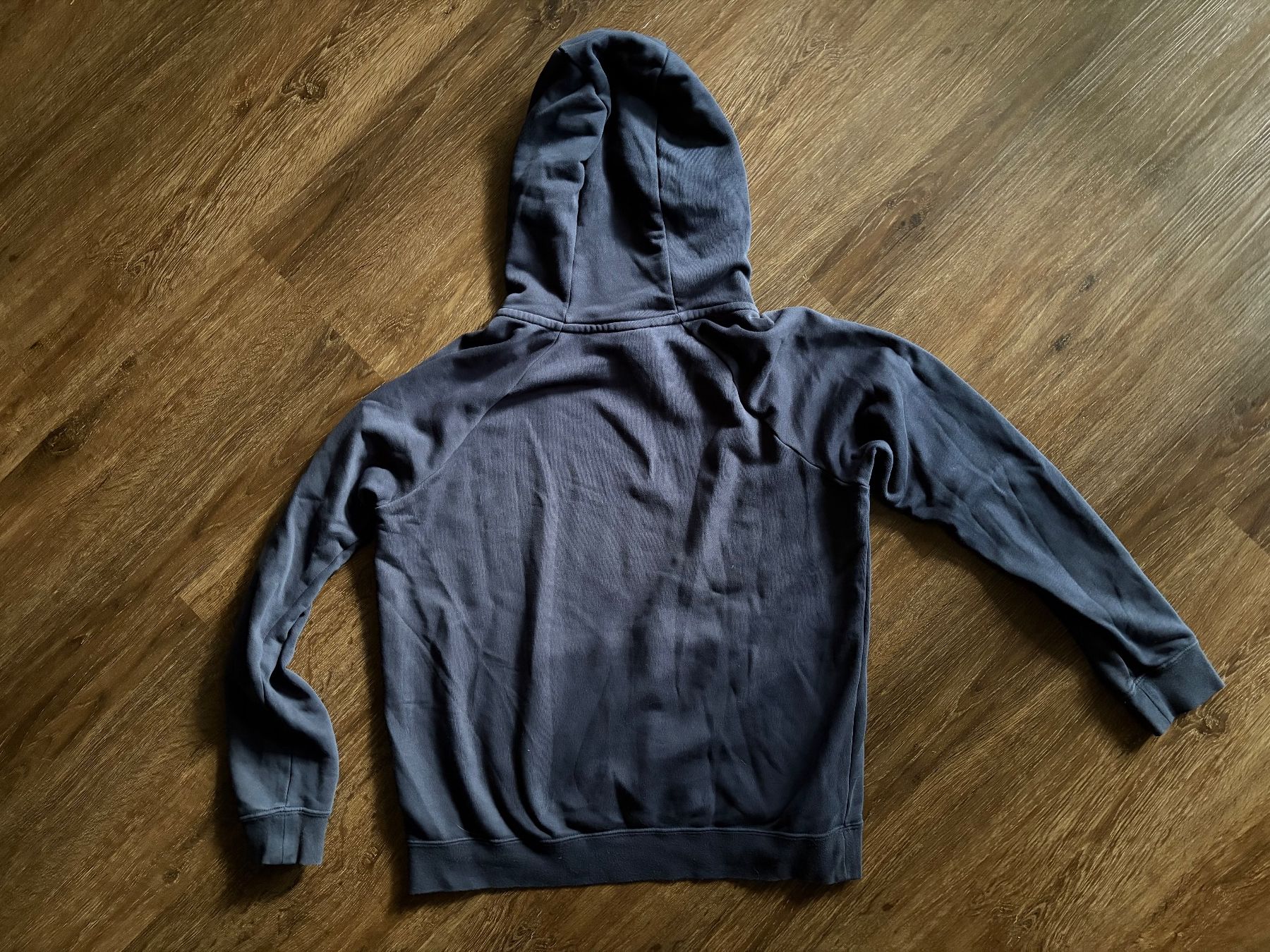 Nike Maglioni & Felpe: Red Bull Leipzig Hoodie Gr. M – Usato da Muttenz venduto da bargain_hunter 3