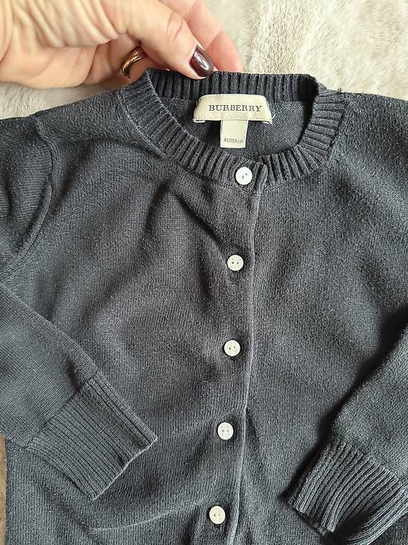 Burberry Maglioni & Felpe: Burberry Kids Strickjacke – Usato da Wädenswil venduto da Cocomagi 1
