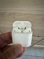 Apple AirPods Kopfhörer mit Ladecase weiss gebraucht