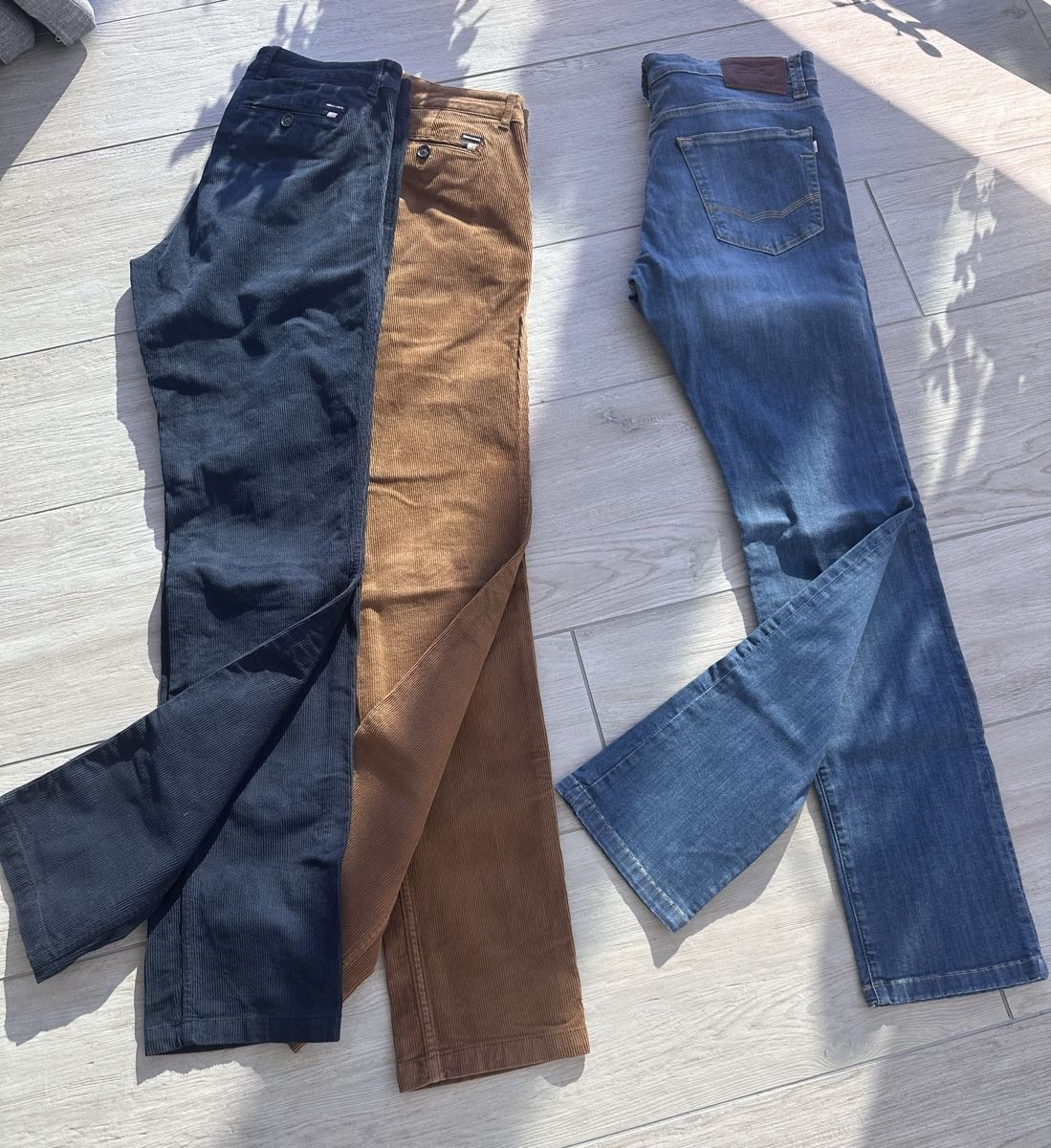 Pantaloni: 3 paar Herrenhosen – Usato da Granges (Veveyse) venduto da MiPeAR 1