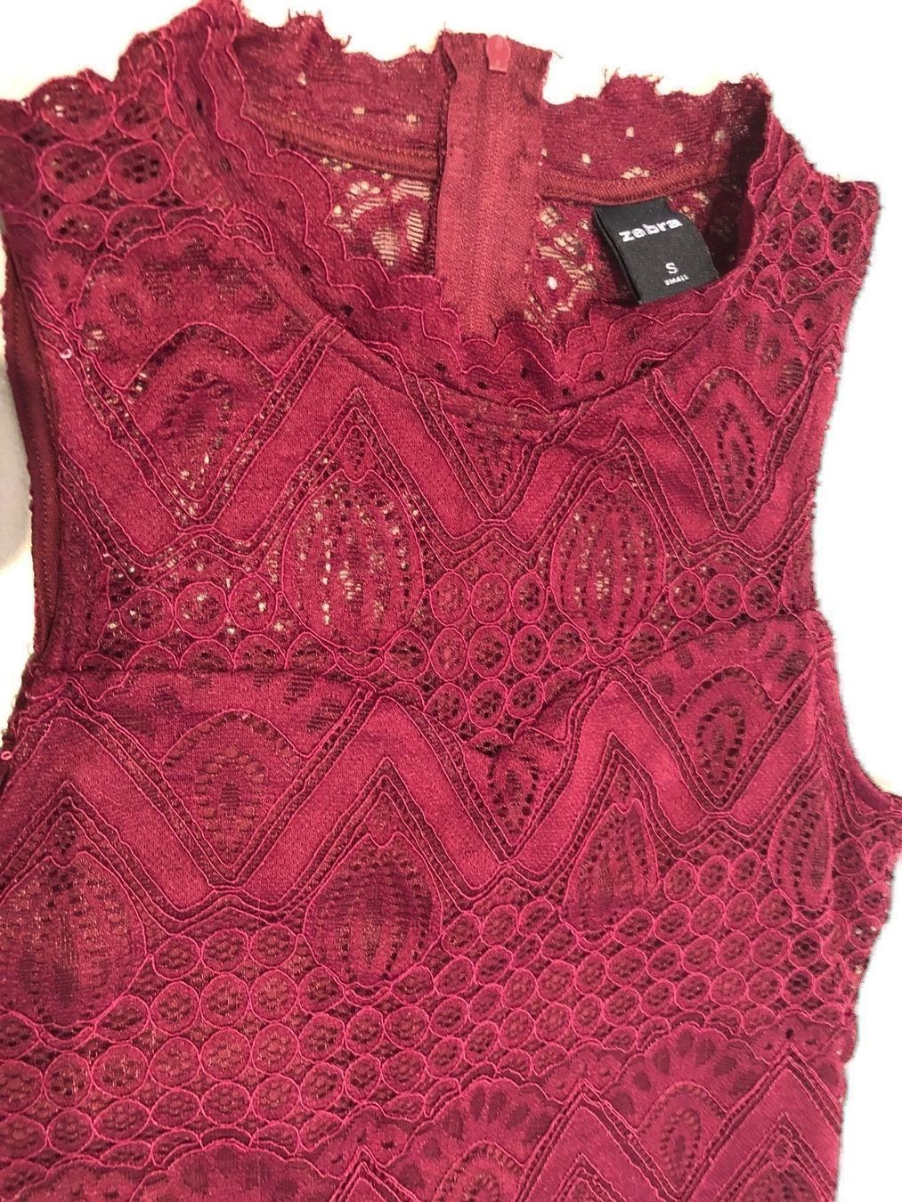 Vestiti: Bordeaux Kleid  - Grosse S – Usato da Birmenstorf AG venduto da Reninata 1
