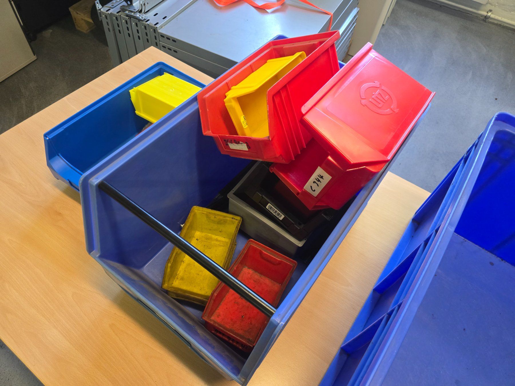 Contenitori & Simili: Posten diverser Sichtlagerboxen ab 1.- – Usato da KRINAU venduto da Mio_Liqstyle 4