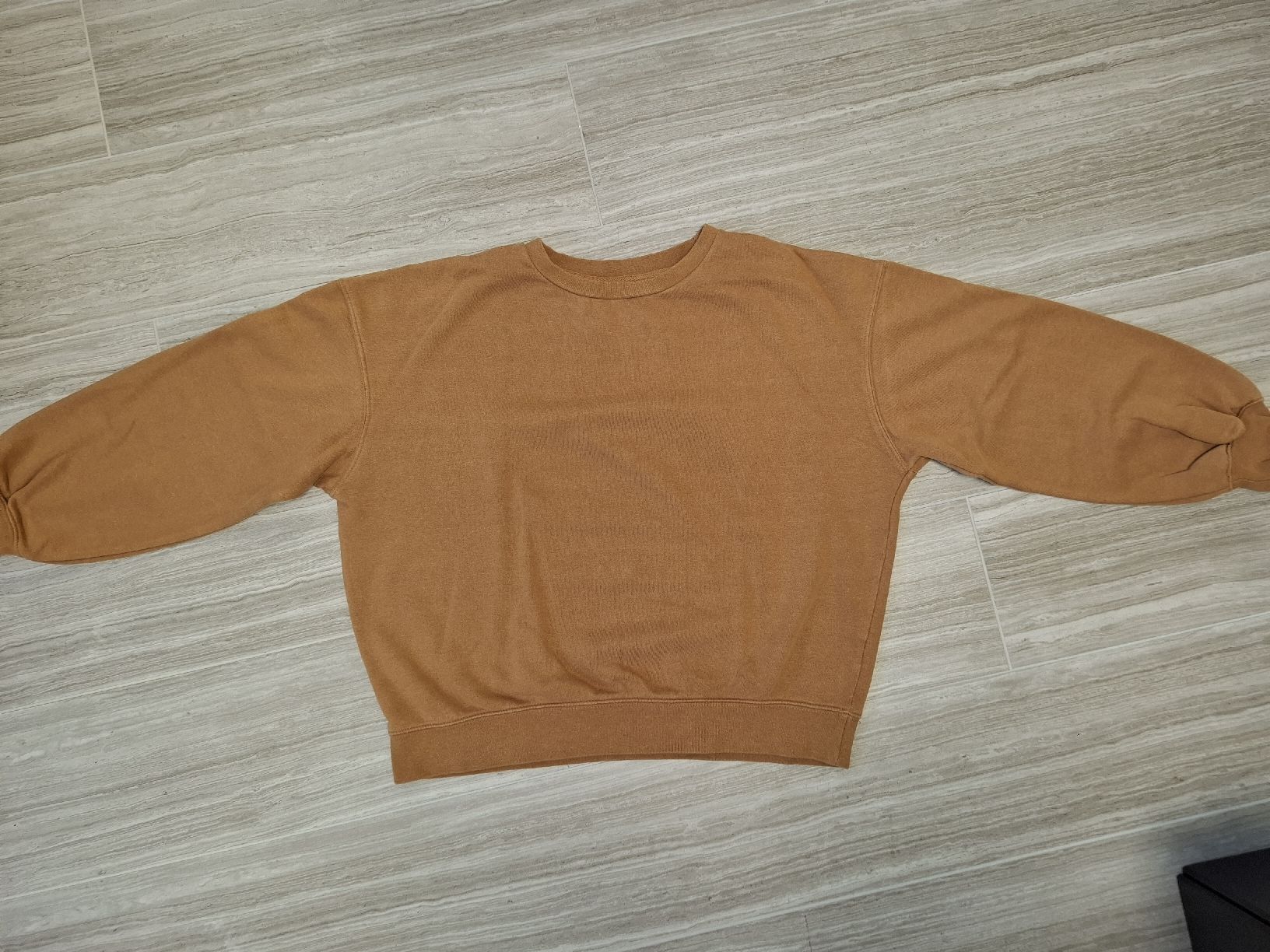 Pullover & Sweatshirts: pull brun – Gebraucht aus Ecublens FR von ame_y8tq