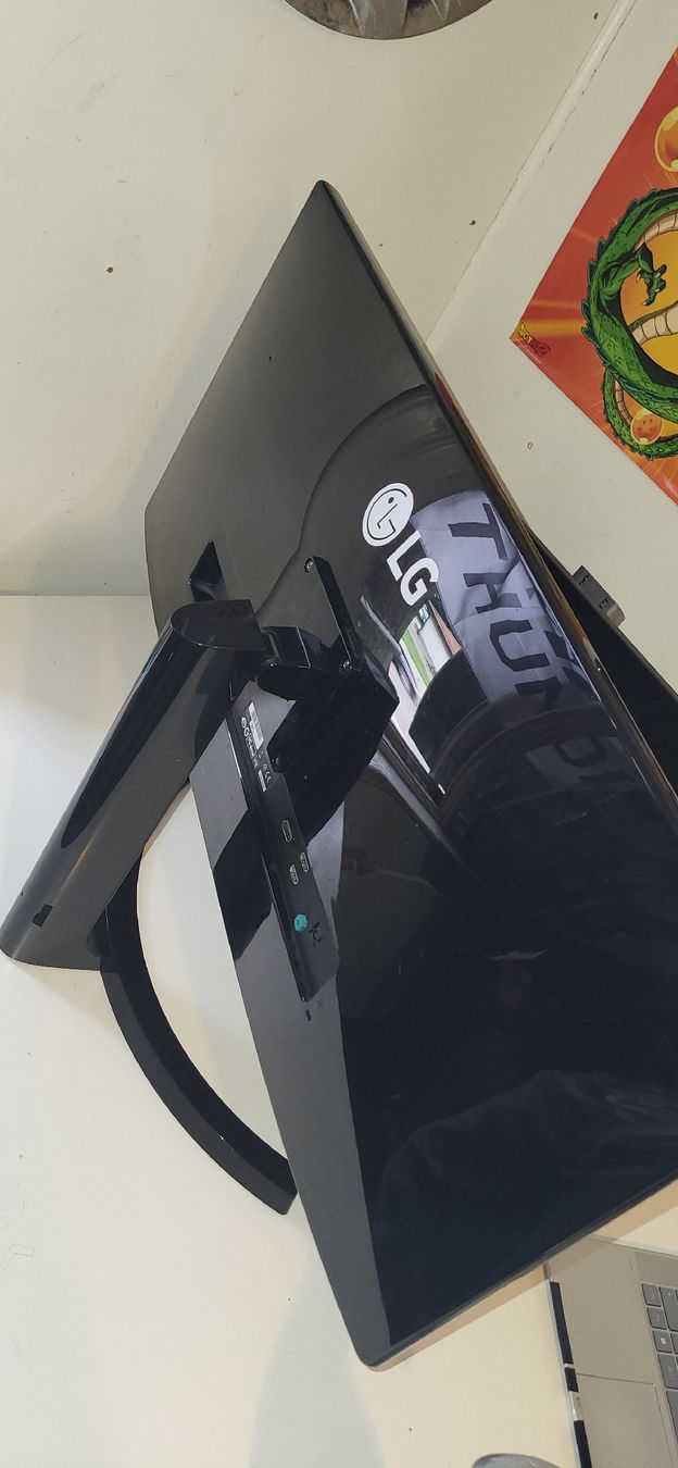 Ecrans: LG Monitor – D'occasion à Waldstatt par Durstigog 4