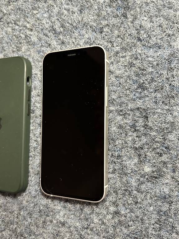 Apple Portables: iPhone 12 Mini 128gb Weiss Neuwertig – D'occasion à Bern par Boskop_Handy_Support 1