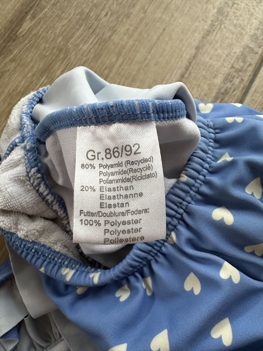 Costumi da bagno & Bikini: Badekleid mit Badewindel 86/92 – Usato da St. Gallenkappel venduto da sunne88 1