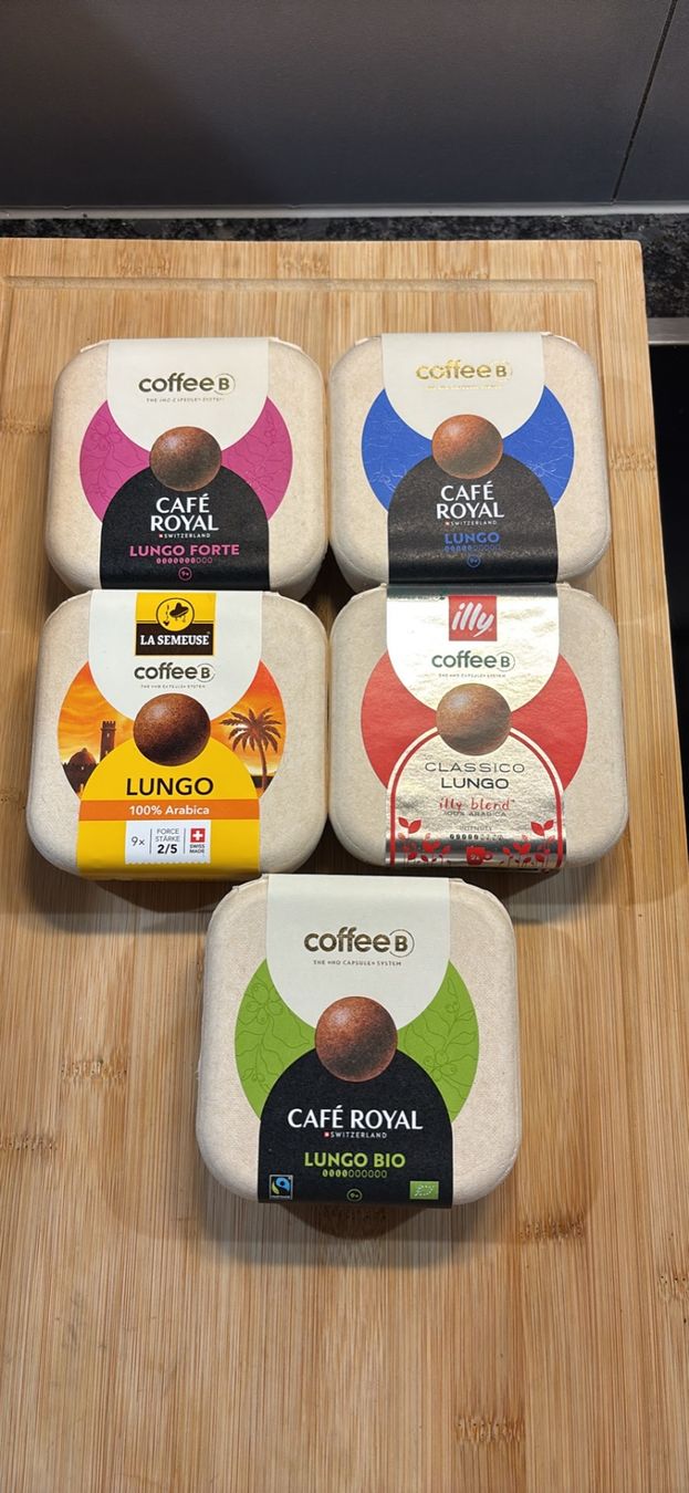 Coffee B Macchine per caffè & Macchine per espresso: Machine à café CoffeeB Horizon avec 45 capsules – Nuovo (secondo la descrizione) da Sierre venduto da miimyculous 1