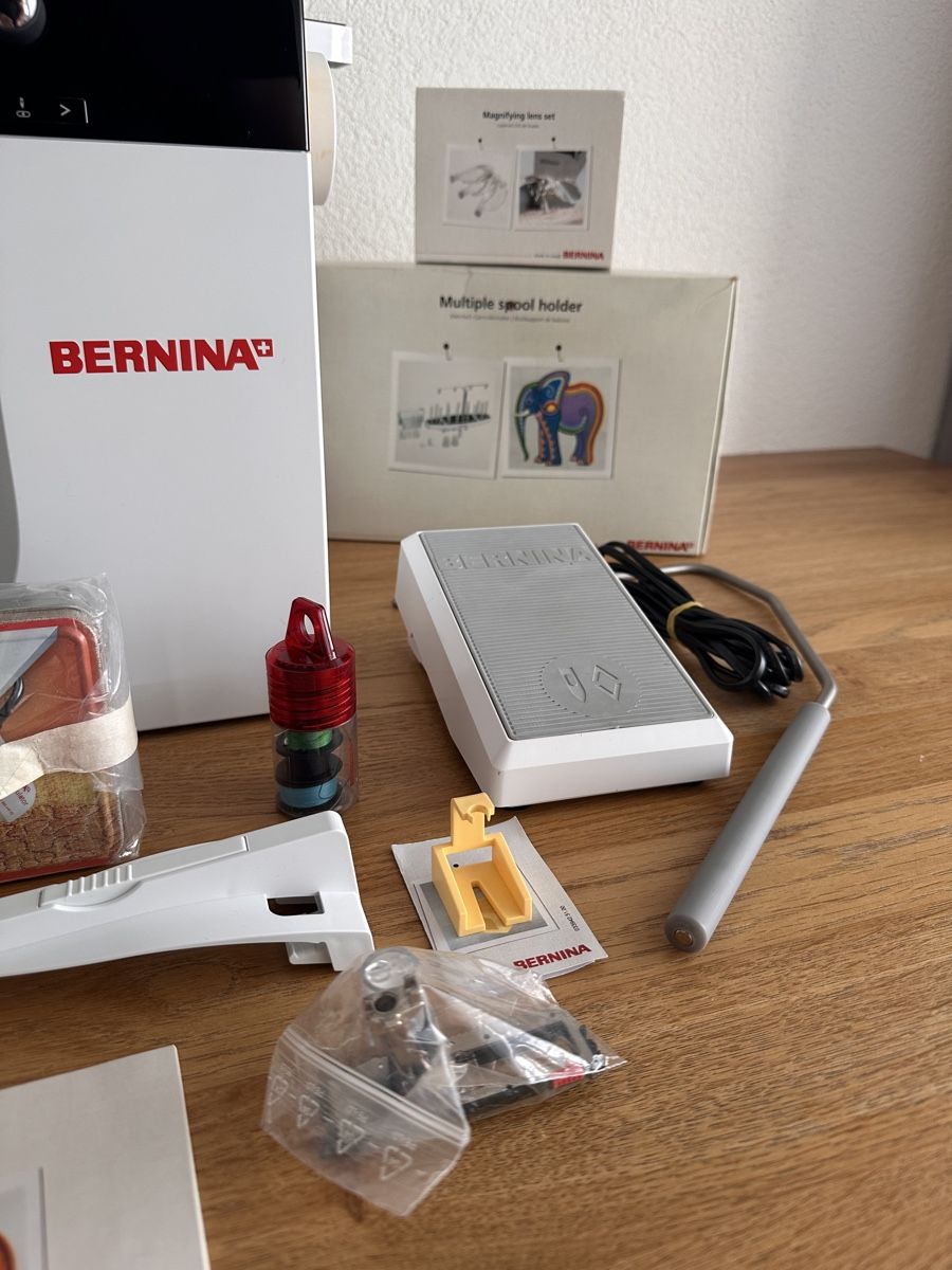 Bernina Cerchi da ricamo: Bernina B 780 inkl. Stickmodul - Top Zustand – Usato da Schaffhausen venduto da pinca19 2