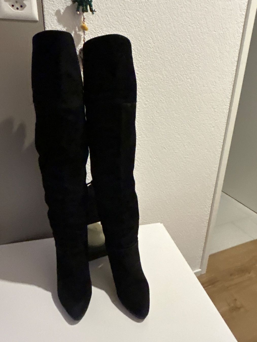 Scarpe da donna: Overknee-Stiefel schwarz Gr. 39 – Usato da Brunnen venduto da Nala2929 2