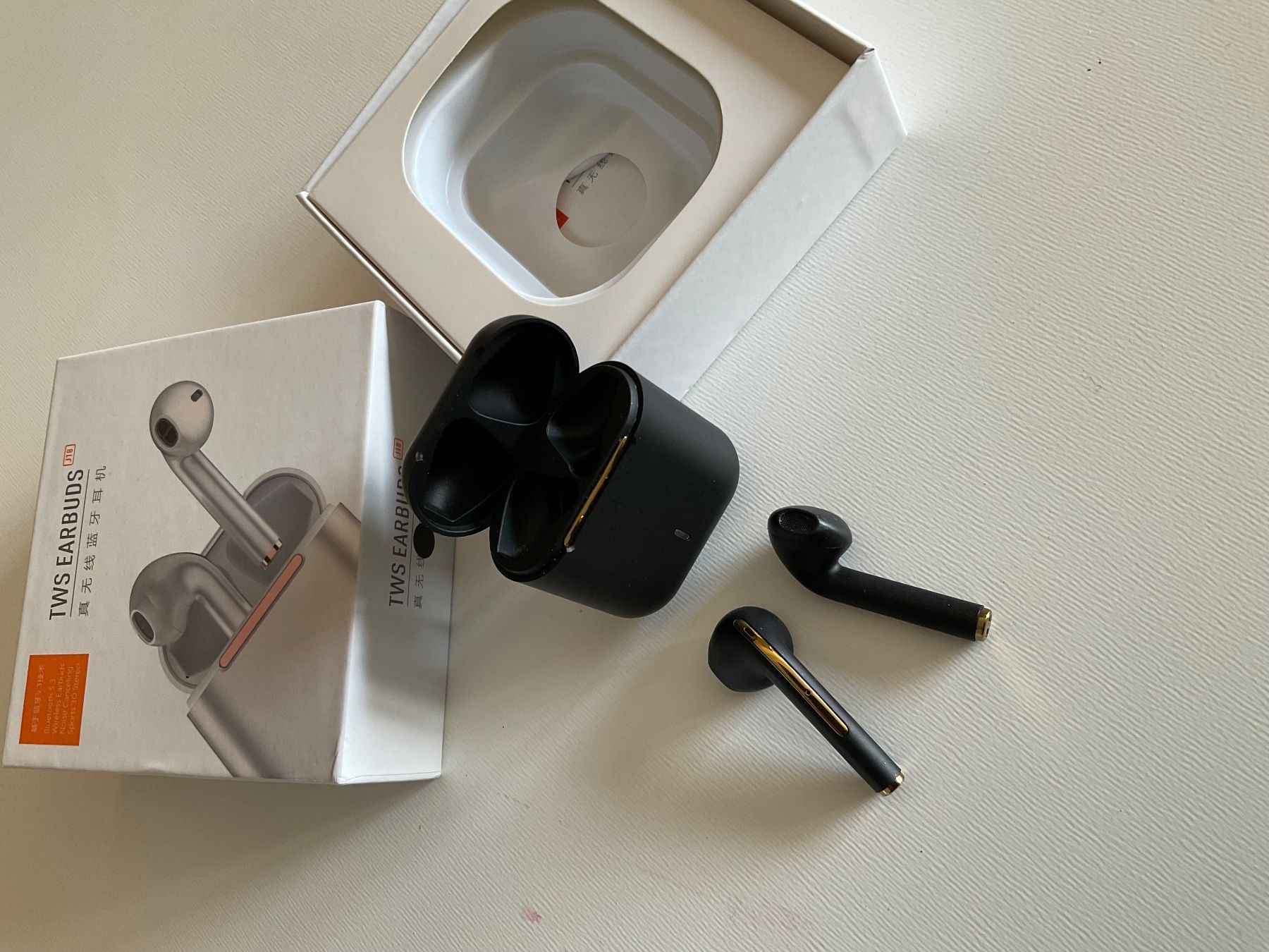 Kopfhörer: J18 TWS Bluetooth EARBUDS – Neu und originalverpackt aus Zürich von dee_75my