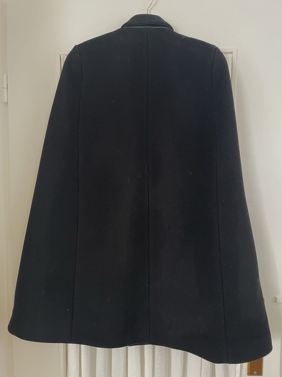 Kooples Altro in Moda donna: Schwarzes Cape v. The Kooples T1 – Usato da Basel venduto da Mrs_Bee 1