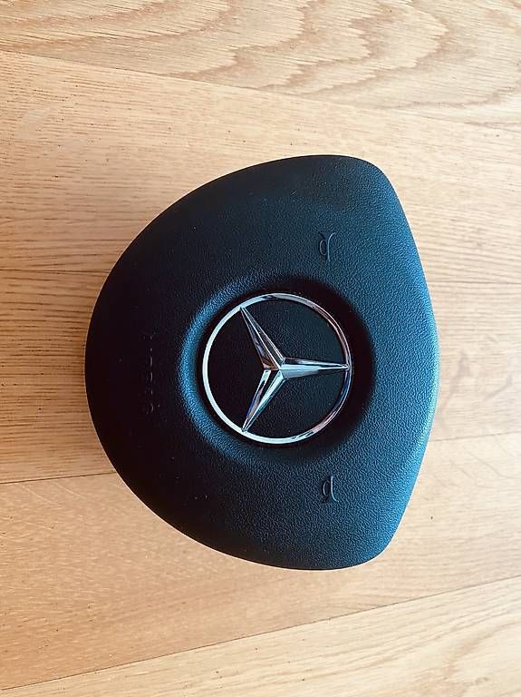 Tutti pezzi di ricambio auto: W176 Airbag – Usato da Bern venduto da Cablewinder 1
