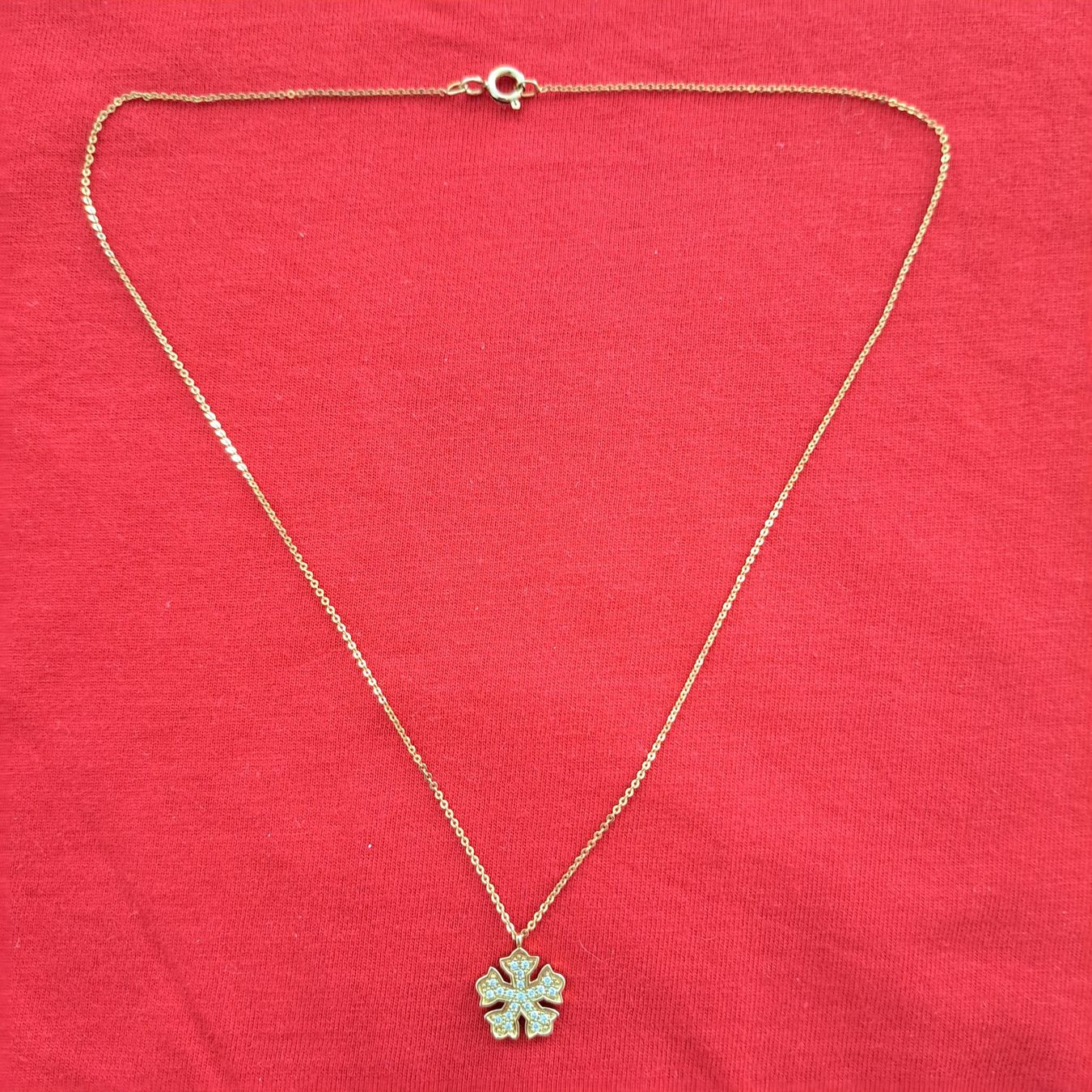 Catenine: Goldkette mit Anhänger – Usato da Pfäffikon ZH venduto da Valsangiaccomo