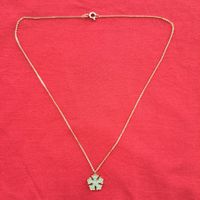 Goldkette mit Anhänger