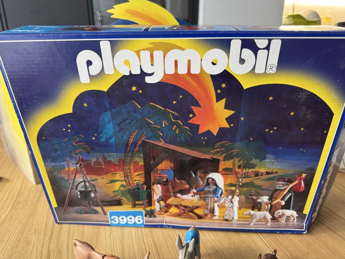 Playmobil Giocattoli: Playmobil Weihnachtskrippe mit Hl. 3 Königen – Usato da Zürich venduto da irisk12 1
