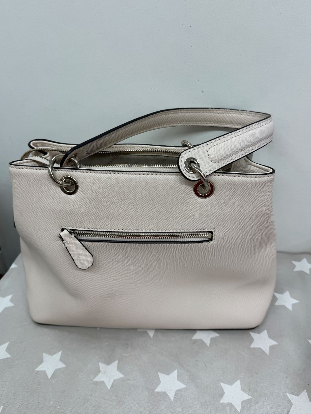 Guess Sacs femmes: Guess Handtasche – D'occasion à Rafz par Powacaddy 4