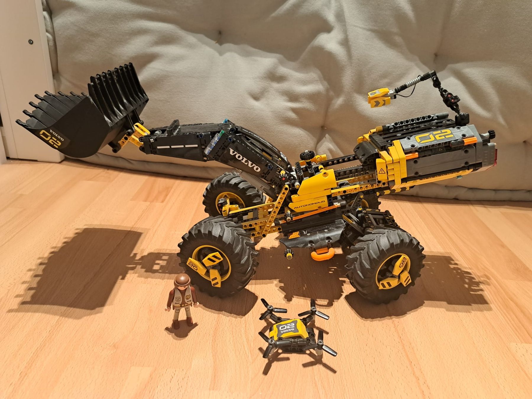 Technics Kit di costruzioni: Volvo Radlader Lego Technic 42081 – Usato da Stallikon venduto da Web7 2