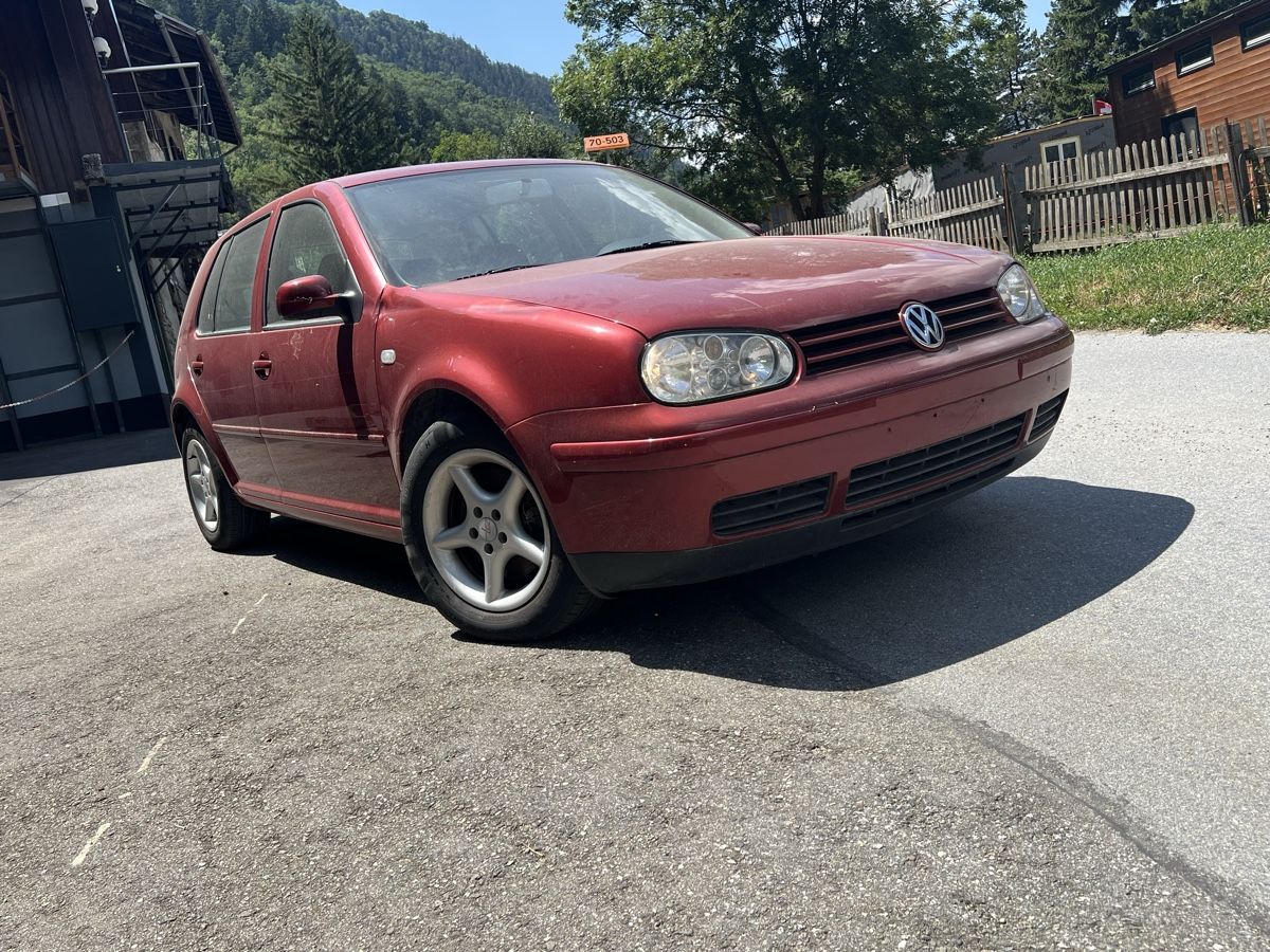 Autos: VW Golf V5 – D'occasion à Brig par avd_n99w 1