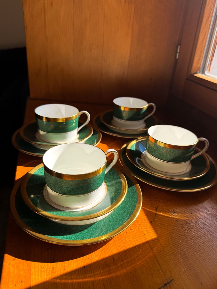 Tazze: Élégant ensemble Coalport composé – Usato da Le Sentier venduto da CannelleVintage13