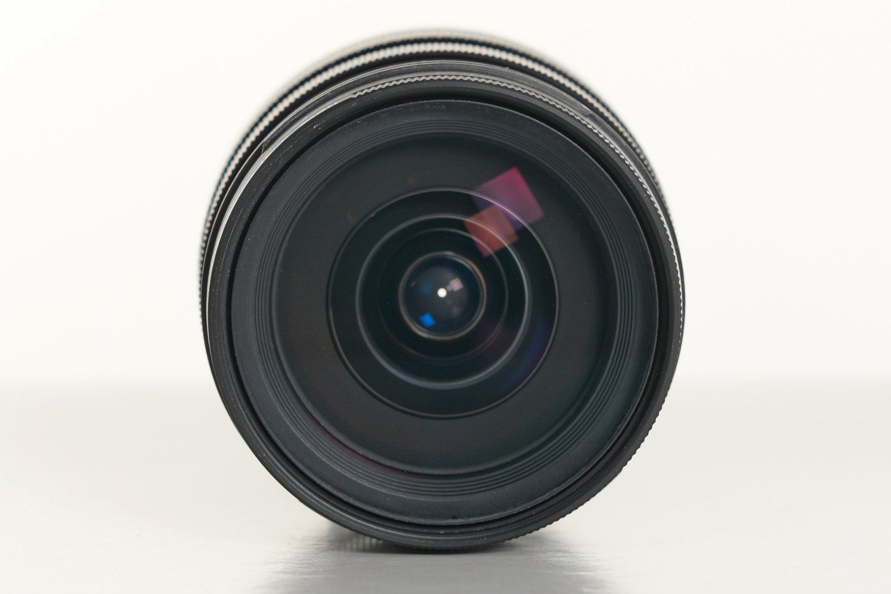 Olympus Objektive: Olympus m.zuiko 12-40mm 2.8 PRO – Gebraucht aus Wädenswil von tevyag 3