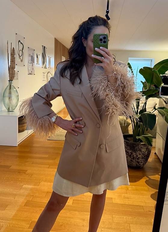 Valentino Vestiti: VALENTINO BLAZER KLEID – Nuovo (secondo la descrizione) da Schwyz venduto da bofb