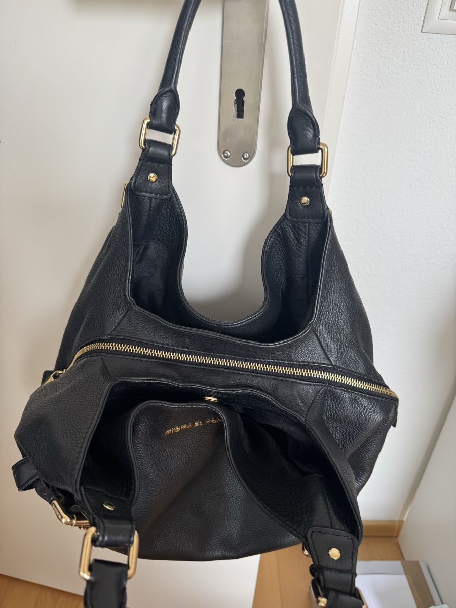 Michael Kors Taschen für Damen: Schwarze Michael Kors Handtasche – Gebraucht aus Langendorf von cheyenne_04 1