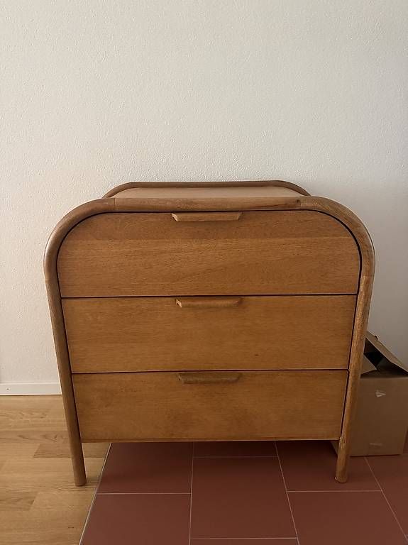 Maisons du monde Cassettiere: Commode Arletty 3 tiroirs en bois massif. – Usato da St-Léonard venduto da mir_9zt9