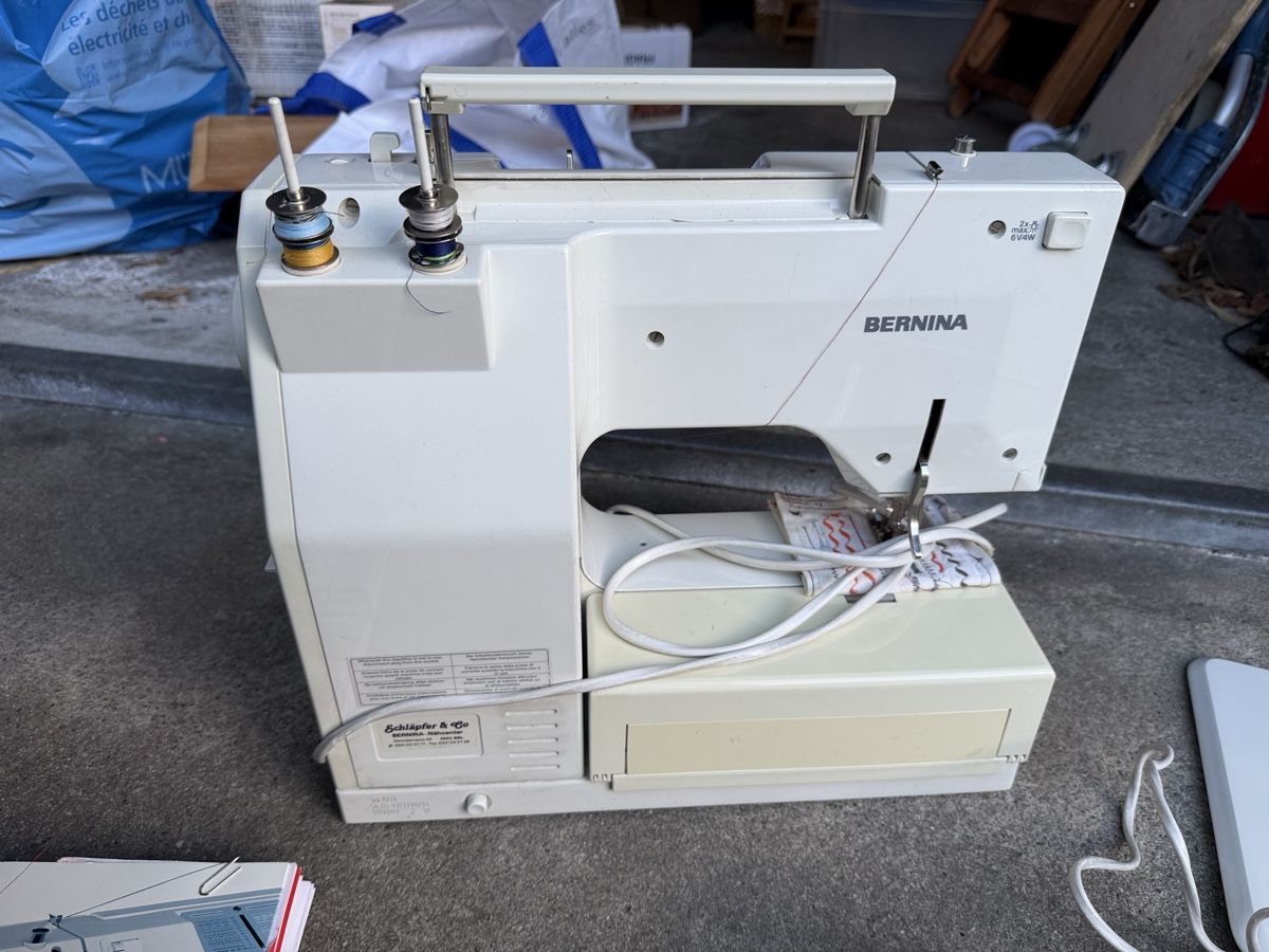 Bernina Macchine da cucire: Bernina 1030 Nähmaschine – Usato da Lyss venduto da nekoreh 3
