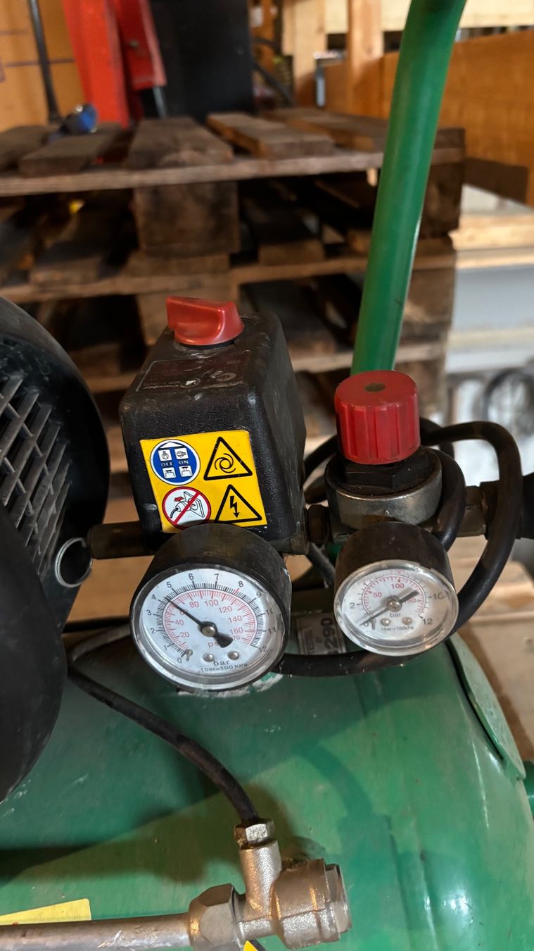 Kompressoren: Kompressor – Gebraucht aus Savognin von Toplife53 1
