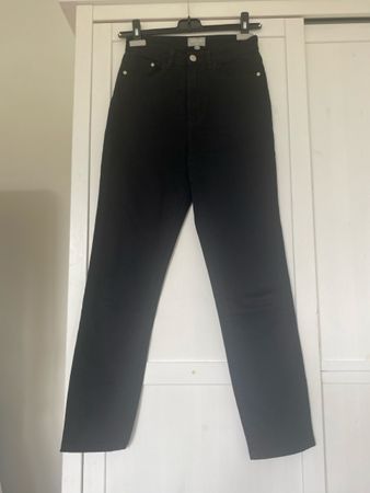 Jeans neri YES or NO, taglia 34 - look perfetto!
