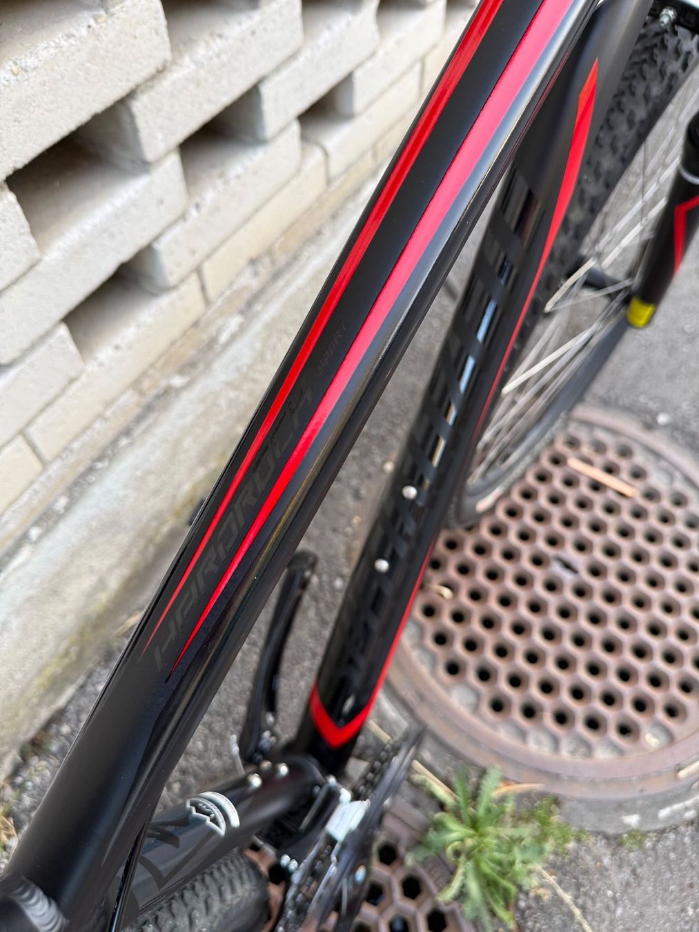 Specialized Biciclette: Specialized Hardrock Sport Disc 26 2014 – Usato da Worb venduto da le_castor 6